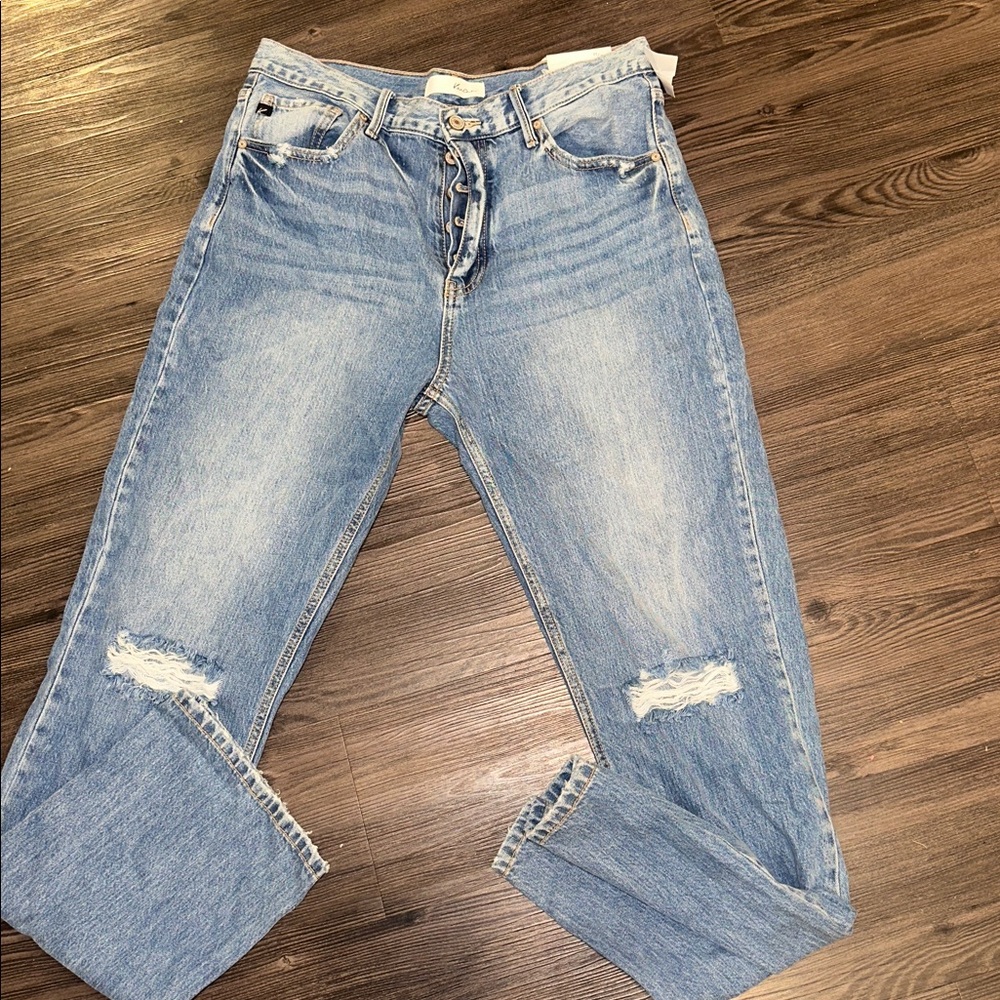 Kancan Distressed High Rise Straight Leg Fit Jeans  NWT size 11 /29